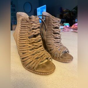 DOLCE VITA AMINA CAGED SANDAL